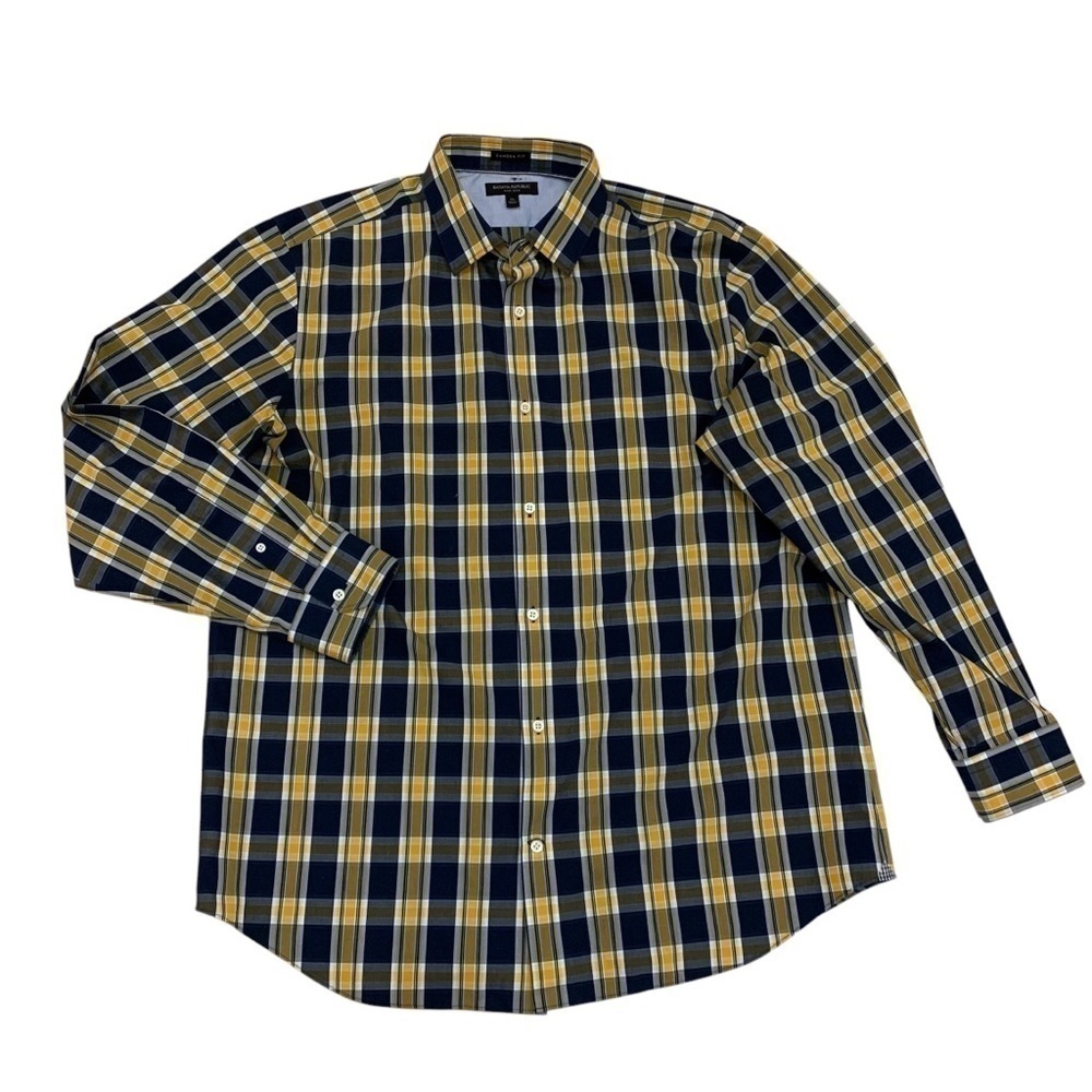 Banana Republic men’s XL Camden fit non iron plaid button down shirt